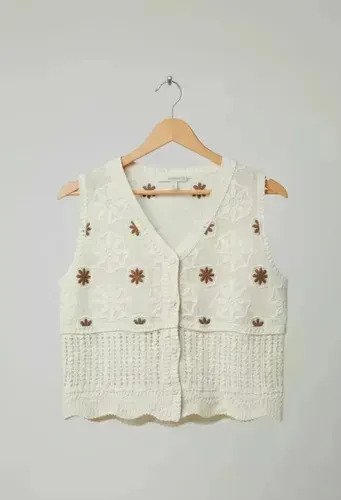 Musculosa Tejida Con Bordado Diseño Floral Premium De Mujer - Imagen 4